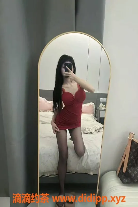 深圳楼凤资源信息,福田依依，新人优惠700起，服务超赞！