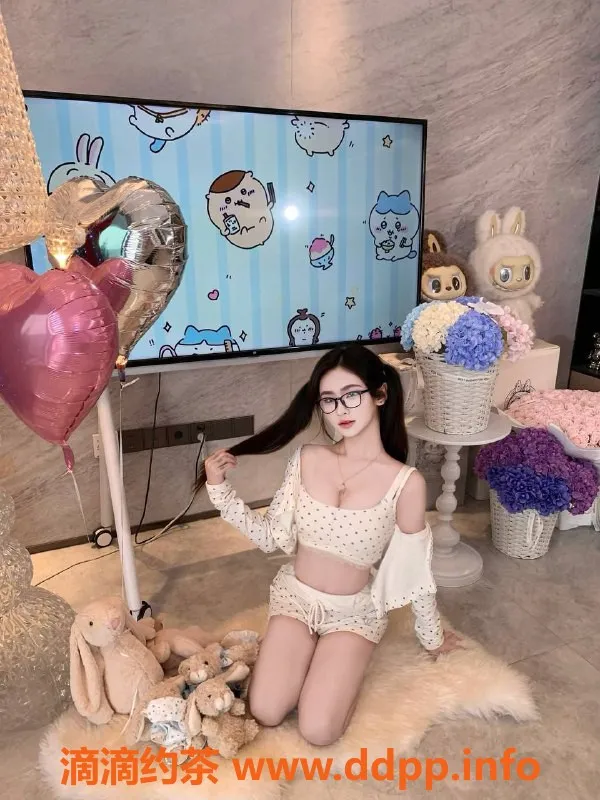 深圳楼凤-南山嫩妹菲菲，700元精彩服务等你体验！