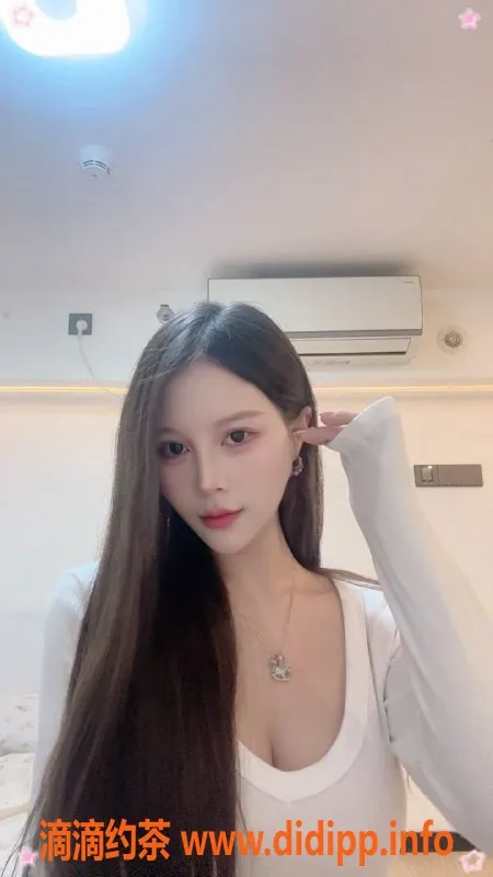 深圳楼凤-龙华大茜茜165cm C杯，800元服务