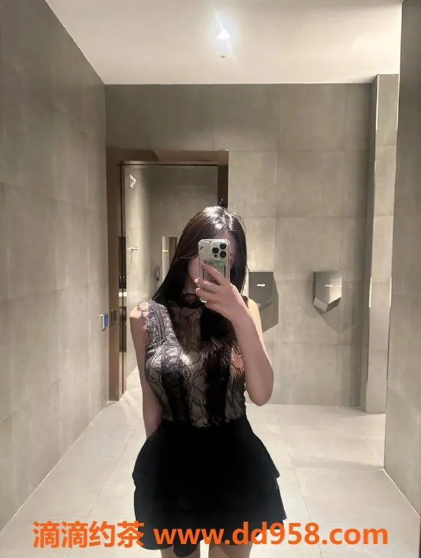 广州抓龙筋-妍妍（25岁）全裸SM抓龙筋，黄埔全新体验