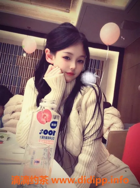 常州楼凤-武进台妹甜甜，165CM嫩妹陪浴价800