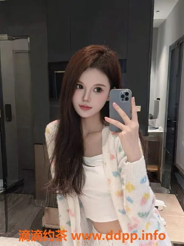 常州楼凤-武进18岁嫩妹诗诗，身高164，首次体验仅800元