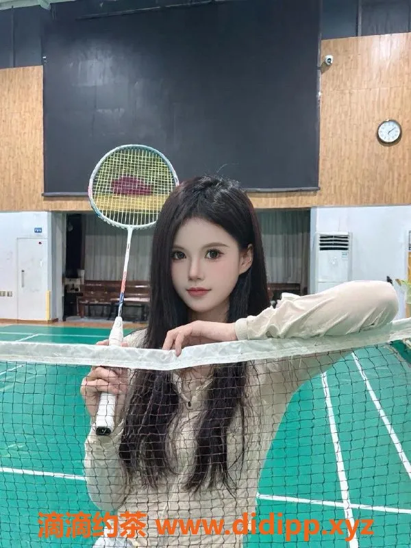 常州楼凤-武进18岁嫩妹诗诗，身高164，首次体验仅800元