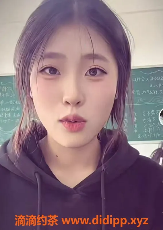 常州楼凤资源信息,武进19岁学妹✨165cm 95斤 只要600元起