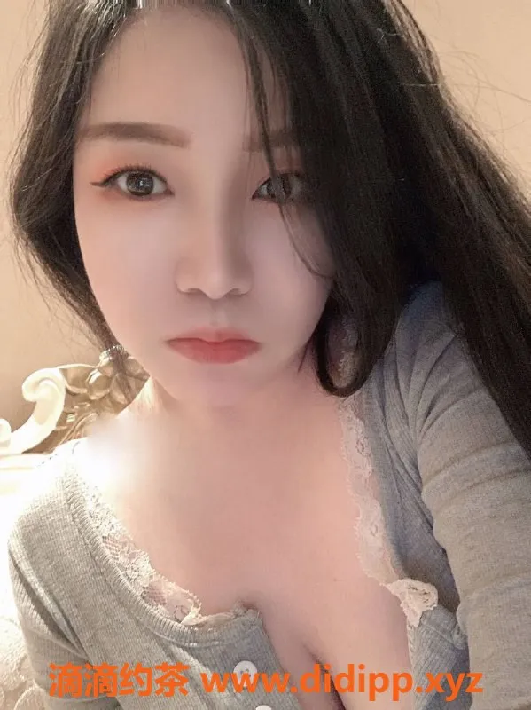 深圳楼凤-福田奶糖，900P深喉&舌吻服务体验