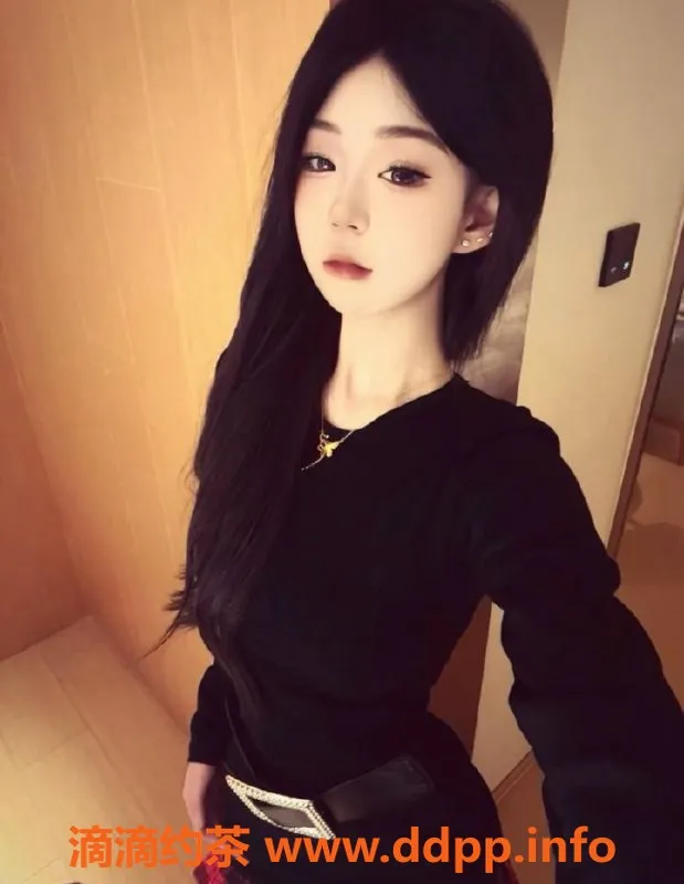 成都楼凤-成华区川妹子可沁，18岁165cm，80斤，颜值超高