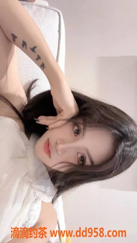 深圳楼凤-龙华嫩妹子涵，1300享服务，身心愉悦