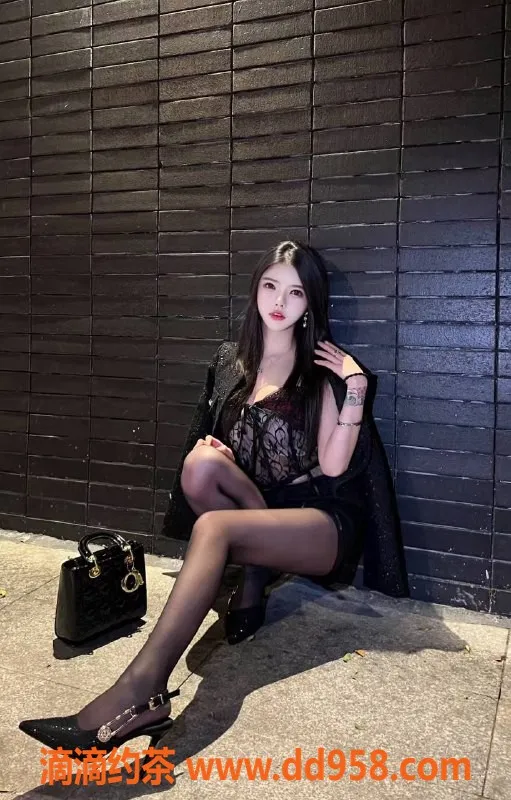 深圳楼凤-深圳南山小爱，800p嫩妹服务，舌吻69更多惊喜