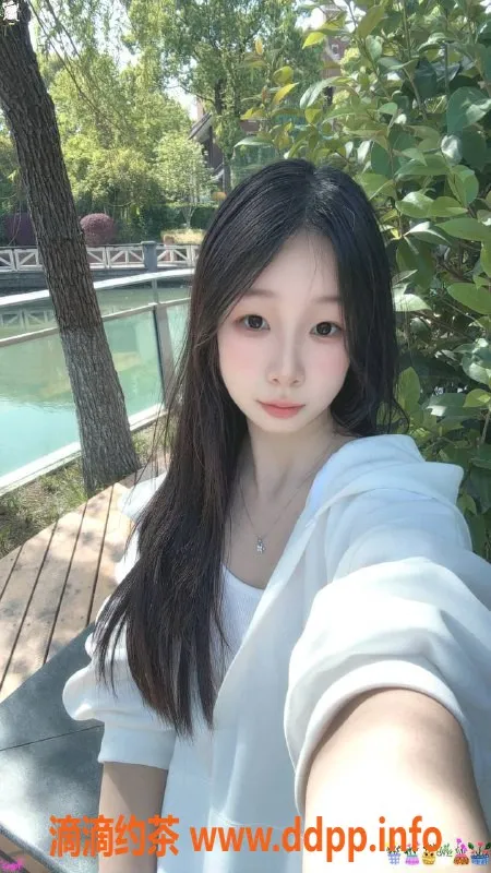 扬州楼凤-扬州邗江小月：人照9分 学生妹服务超赞