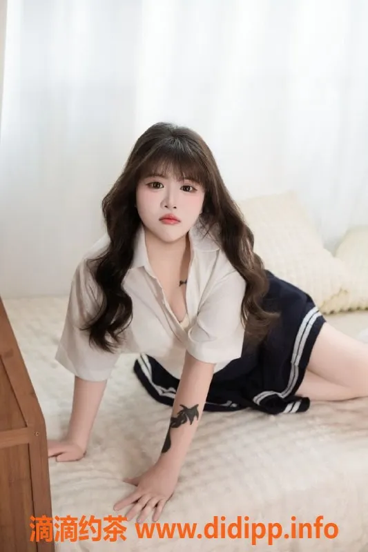 广州楼凤-越秀梦曦，450元深喉夜课，BBW女神