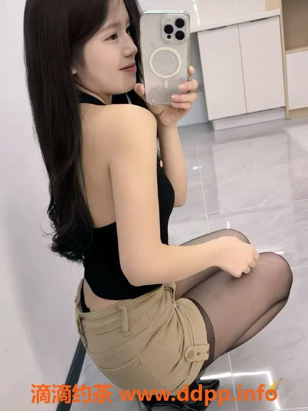 武汉楼凤-汉口貂蝉，颜值9.5，服务超赞，6p仅需10pp