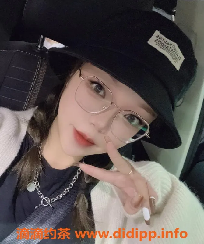 湛江楼凤-广东湛江雨馨 24岁160cm B罩杯陪洗服务