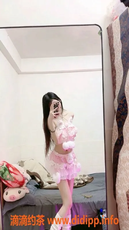 深圳楼凤-龙华晓咪媚，700元体验情趣服务