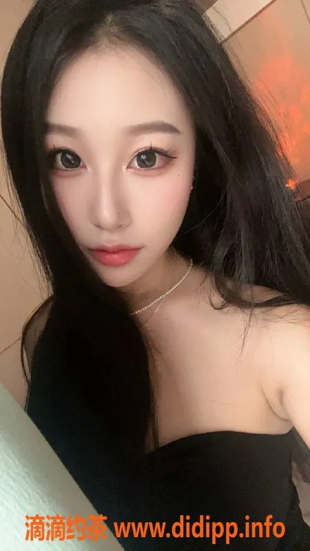 深圳楼凤-福田御姐草莓，1000起，制服诱惑等你来体验