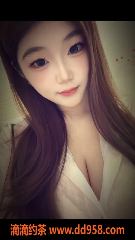 广州楼凤资源信息,广州黄埔小初，嫩妹大胸，价格实惠