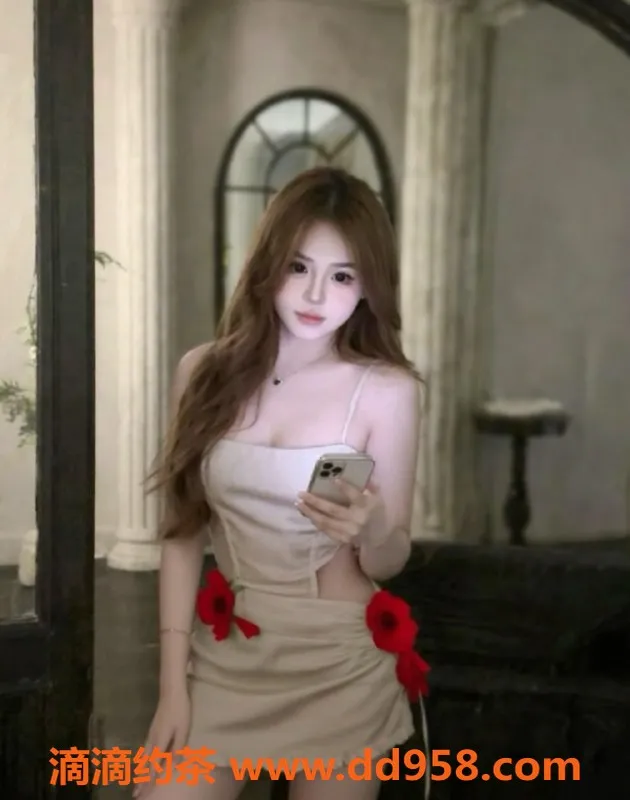 常州楼凤-常州莹莹，23岁C杯，167cm身高，价格8起