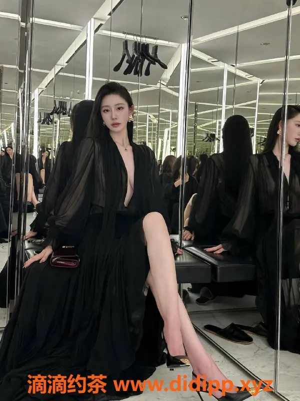 广州楼凤-天河甜甜：御姐大胸，撩人舌吻等你体验