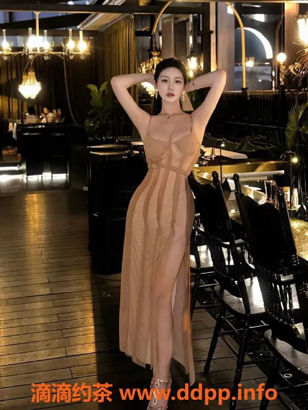 广州楼凤-天河甜甜：御姐大胸，撩人舌吻等你体验