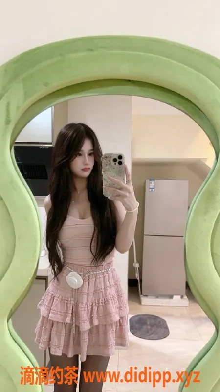 广州楼凤-佛山金沙洲嫩妹芊芊，800元精品服务