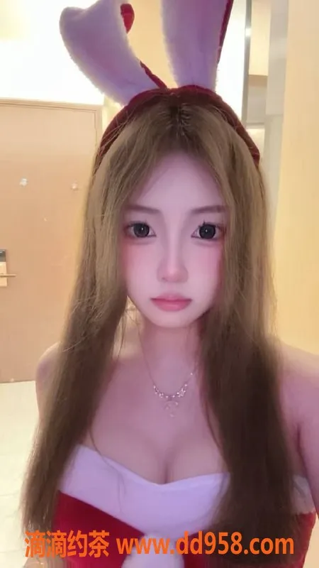 深圳楼凤-龙华曼曼，超值999元服务等你来体验！