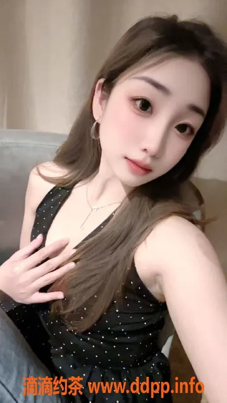 广州楼凤-佛山苗苗，600元享鸳鸯浴