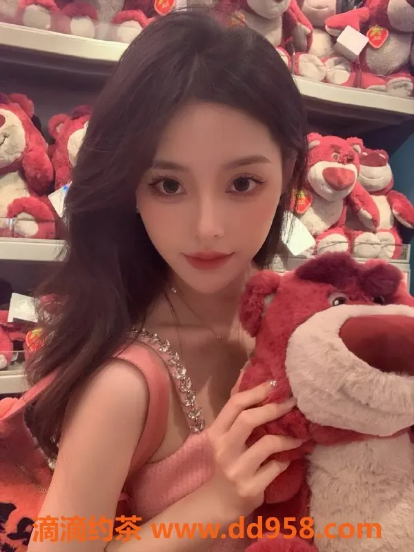 深圳楼凤-龙华优优，1300起，迷人服务等你来体验！