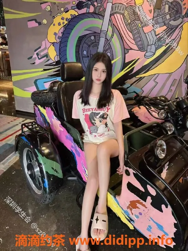 深圳楼凤-南山可乐，1500元双重服务等你来体验！