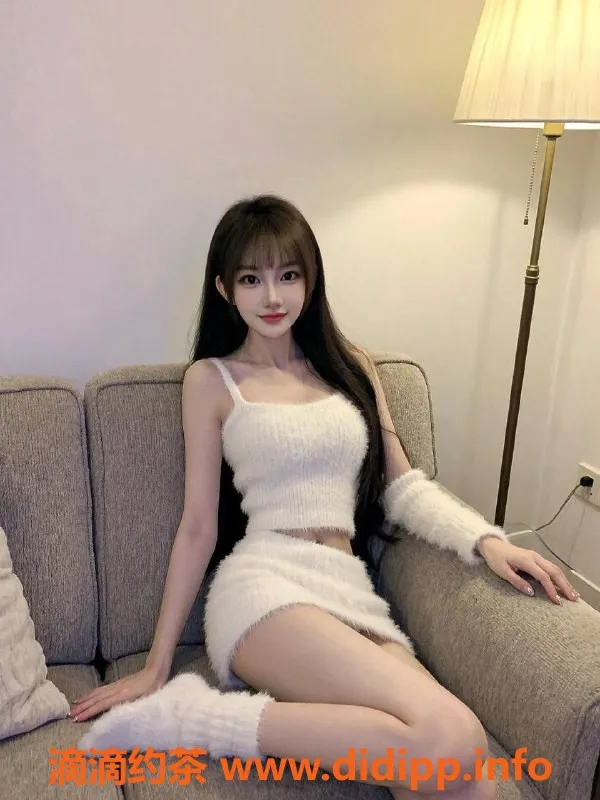 深圳楼凤-深圳罗湖小鱼，1000p轻松享受嫩妹服务