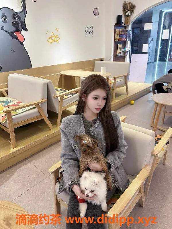 常州楼凤-武进白雪公主，170cm富家千金，课费800起