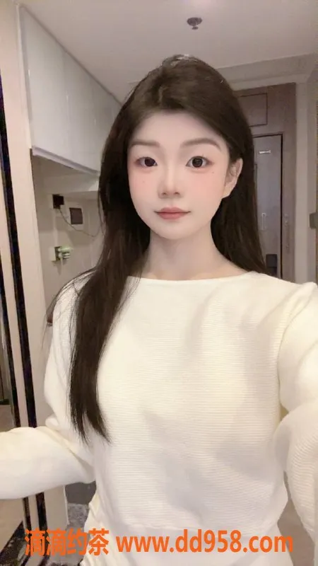 深圳楼凤-宝安小妮子，800元体验激情服务