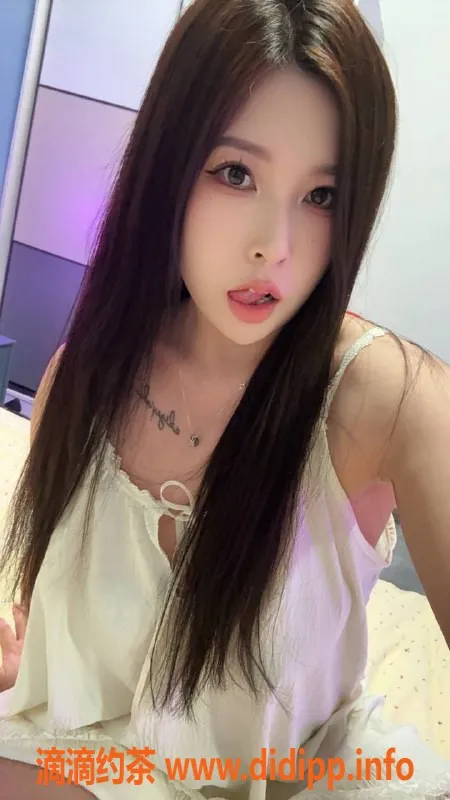 深圳楼凤-龙华九儿Sm，1500p起，性感诱惑等你来体验