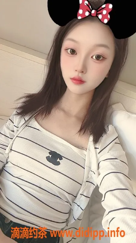 无锡楼凤-新吴区喷水小萝莉，高颜值陪浴服务