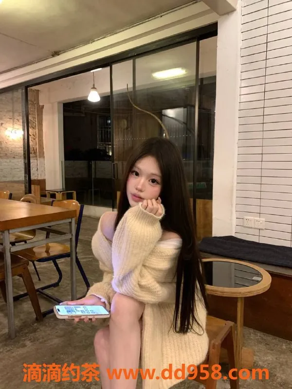 广州楼凤-天河嫩妹小晴天，1600元感受非凡服务