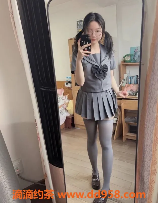 嘉兴楼凤资源信息,湖州吴兴区粉粉，嫩jk学生妹，全套服务6张见面付