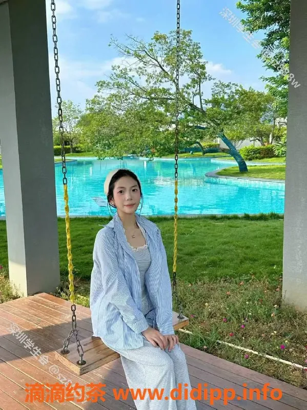 深圳楼凤-龙华小鱼，800元起的亲密体验