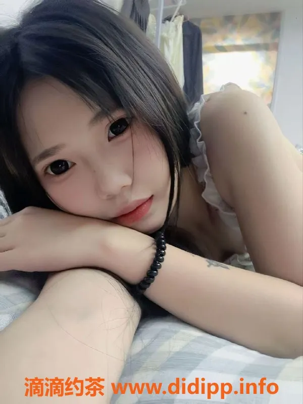 惠州楼凤-大亚湾妍希：160cm微胖白皮19岁，500元服务