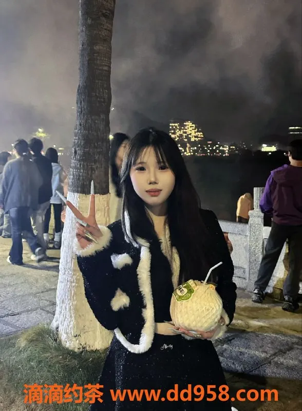 惠州楼凤资源信息,大亚湾妍希：160cm微胖白皮19岁，500元服务