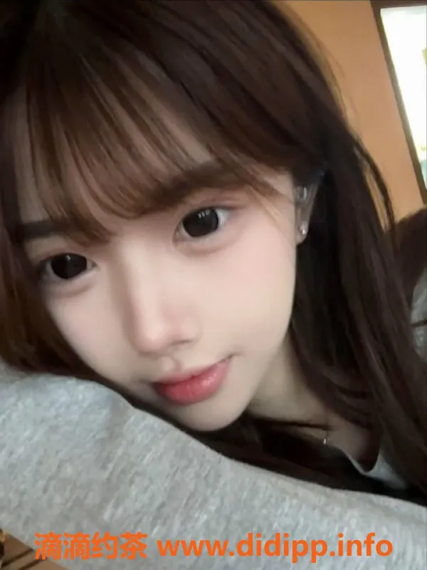 深圳楼凤-福田嫩妹伊依，1300元体验服务