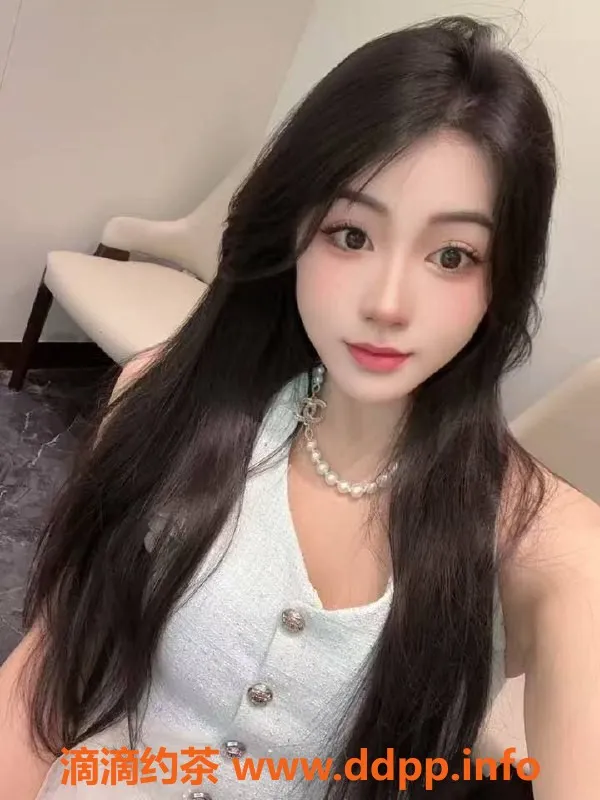 成都楼凤-三色路嫩妹Roman，颜值在线，7P服务，课时费7/12