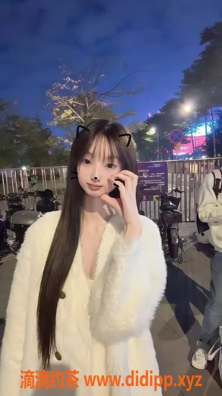 广州楼凤-番禺小七，700元精品嫩妹服务体验