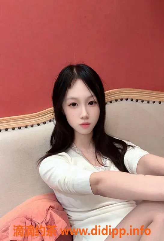 广州楼凤-番禺嫩妹筱筱，6P多款服务等你体验！