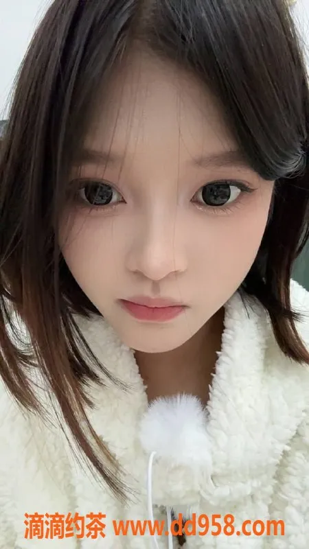 台州楼凤-瑶瑶19岁 A+胸围 600P靠谱茶服务