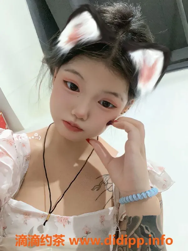 杭州楼凤-上城区小七，18岁，158CM，45kg，服务热情