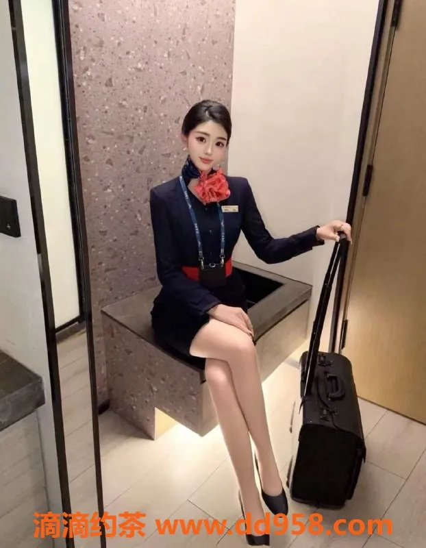 无锡上门服务-梁溪区高颜值空姐，极品身材仅1900元