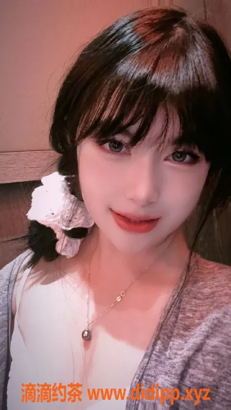 成都楼凤-20岁嫩妹婉熙，163身高，92斤，600元开启服务