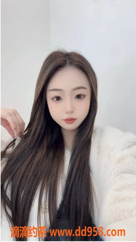 南通楼凤资源信息,南通壳壳，乖巧18岁，身高167，胸围B+，只需800元