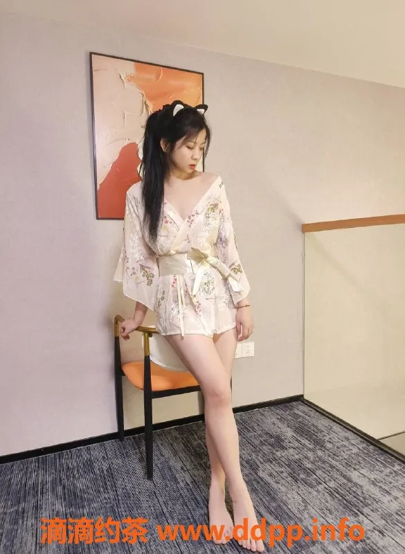 东莞楼凤-叁月大朗，500元畅享双向服务！