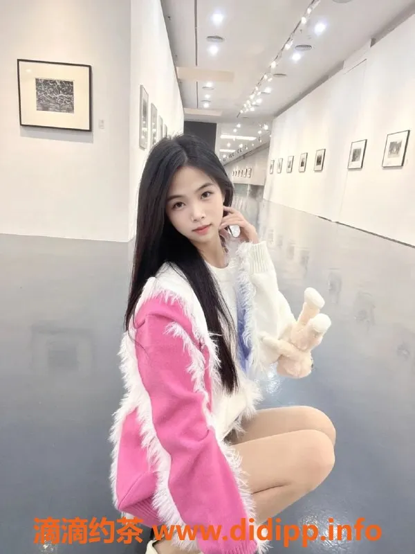 深圳楼凤资源信息,南山薇薇老师，800元起，制服三点粉萌妹