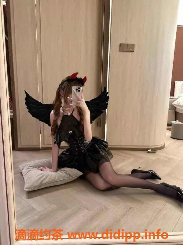 广州楼凤资源信息,嫩妹小琪，外出陪玩仅需2000元