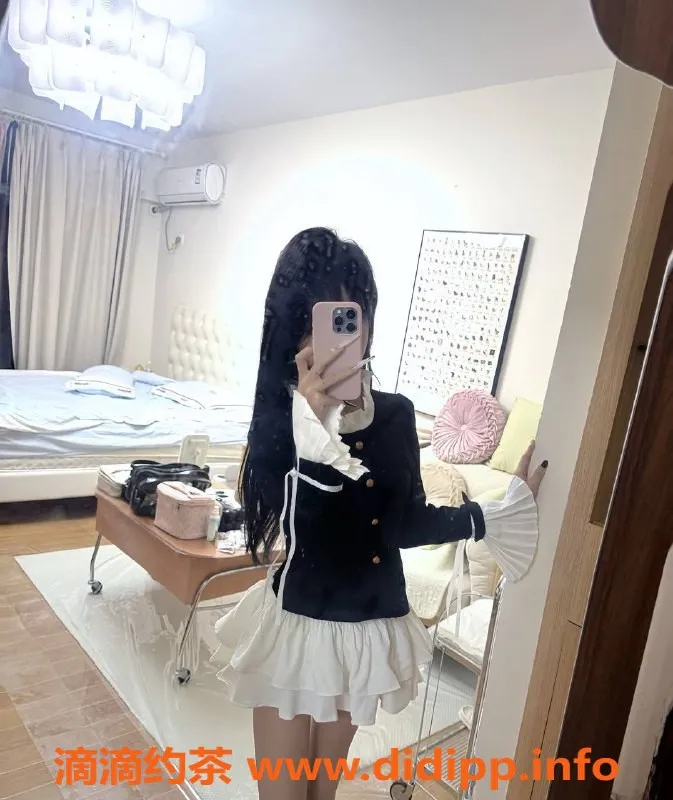 深圳楼凤资源信息,深圳龙华小萝，900元体验嫩妹服务